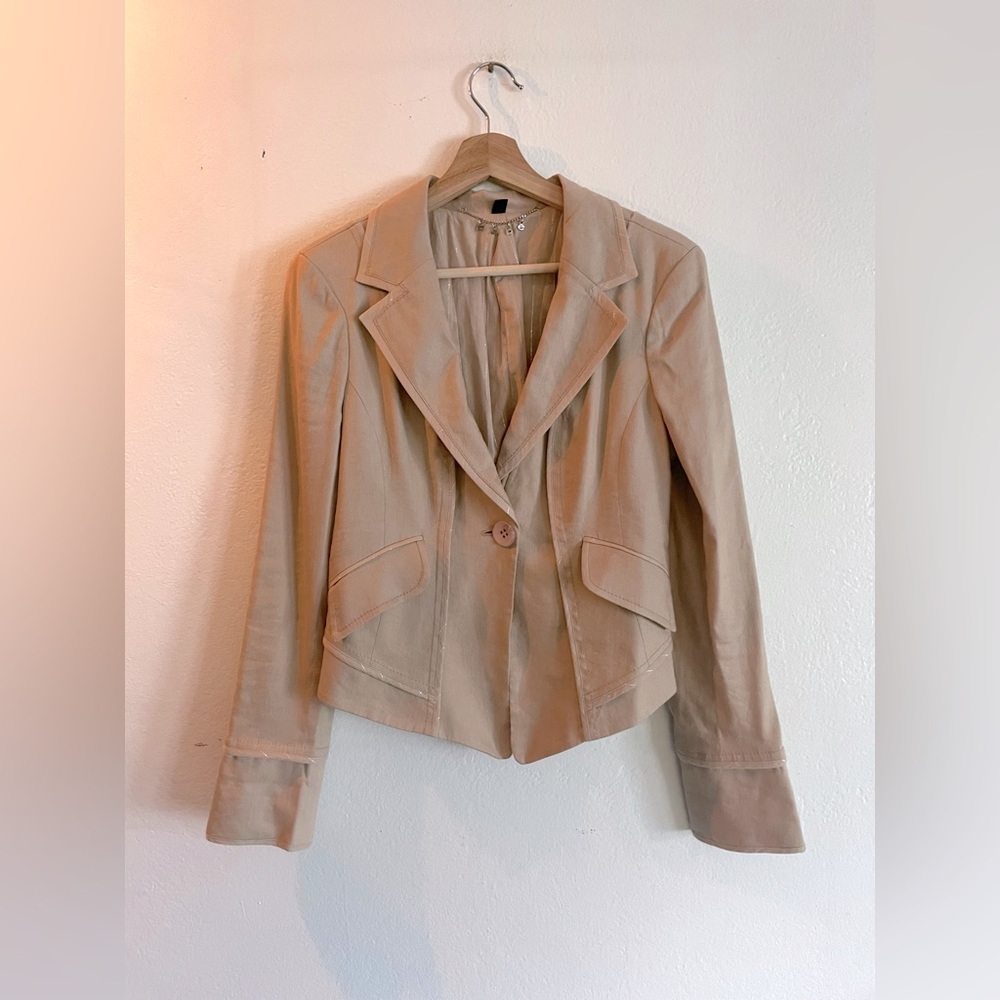 BEBE Tailored Cinched Waist Linen Blazer